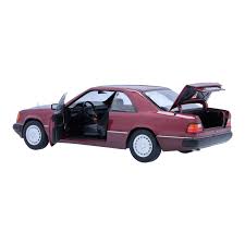 Modellino Mercedes Coupé 300 CE-24 C124 (1988-1992)